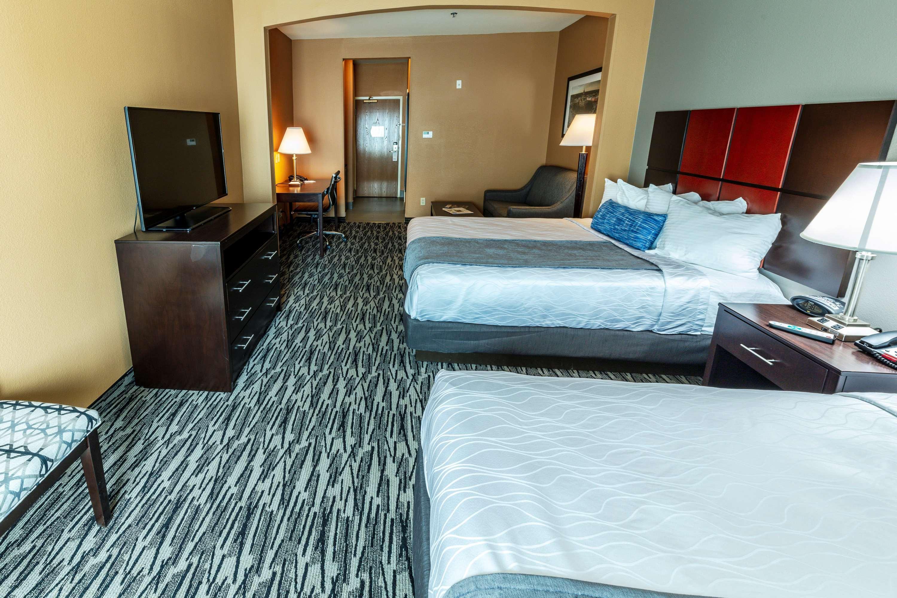 Best Western Plus Denton Inn & Suites Eksteriør bilde