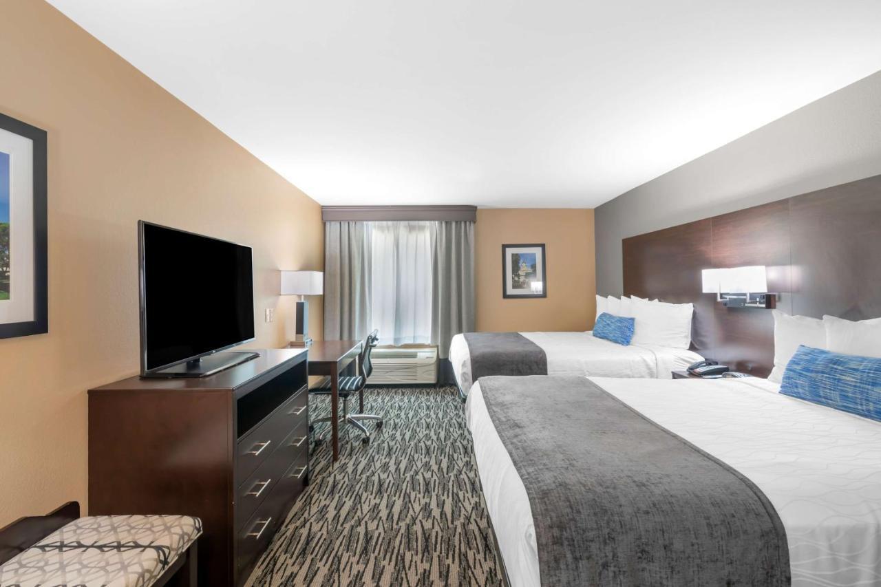 Best Western Plus Denton Inn & Suites Eksteriør bilde